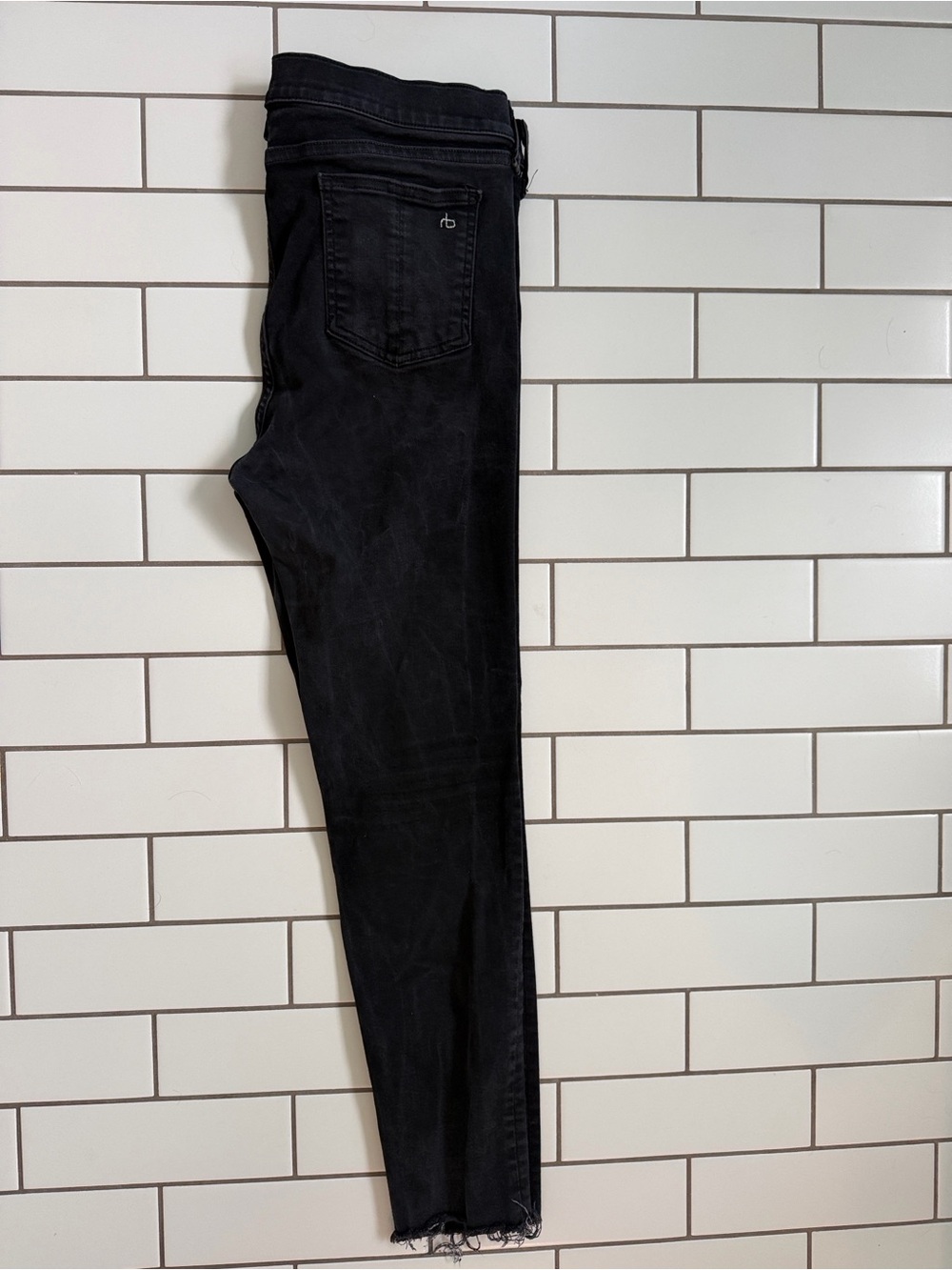 rag & bone Women’s Black Skinny Jeans with Frayed Hem